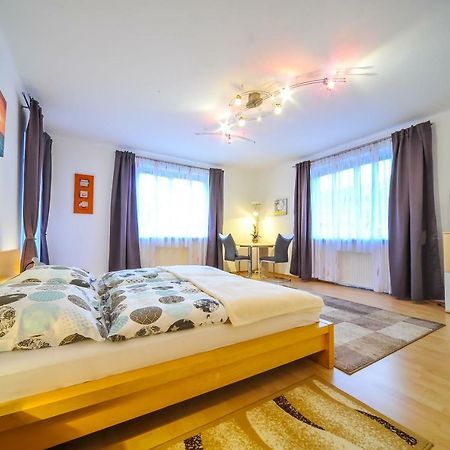 Privatzimmer Haus Erika Sankt Peter-Freienstein Kültér fotó